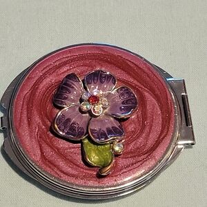 Vintage Enameled  Flower Compact Mirror